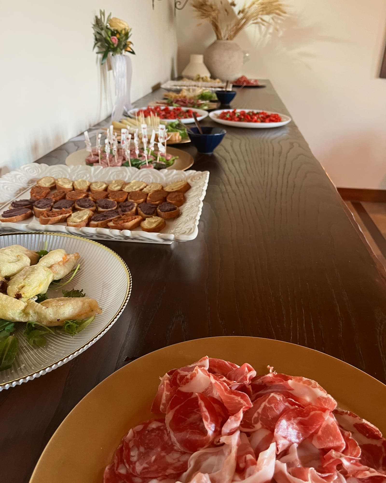 Private chef dinners and cooking classes in your Tuscan villa.